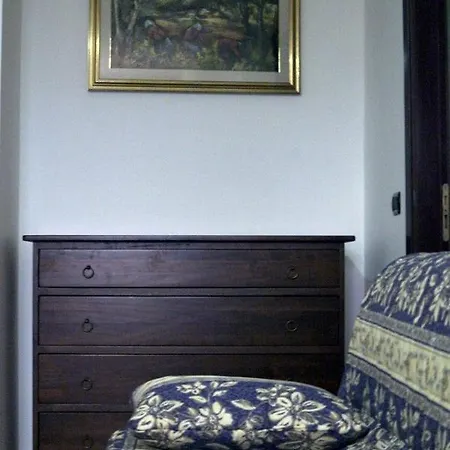 Sant'anna In Oliveta Biologica Con Vista Sullo Stretto Di Messina Camping Orti